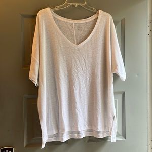 Old Navy t-shirt